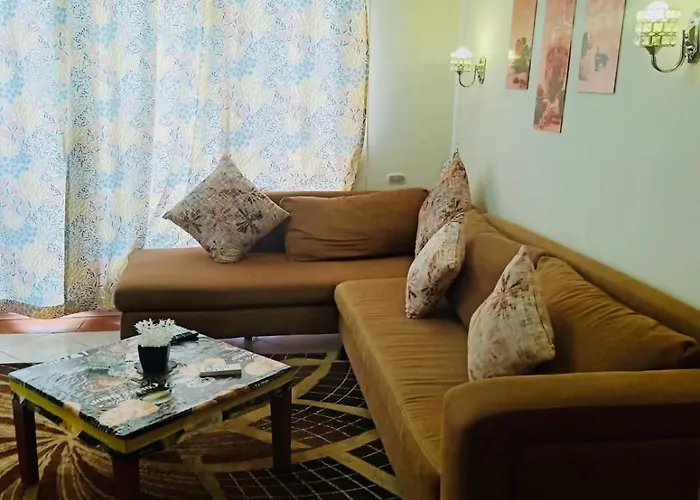 Apartment In Porto Sokhna On The Sea And The Pool